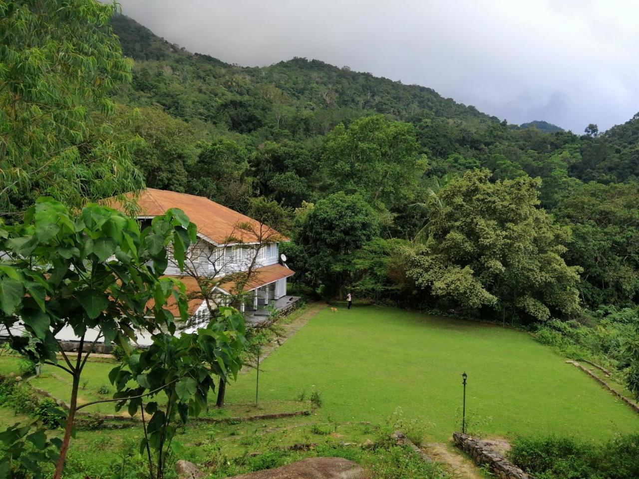 Hotel Elaine Monaragala Exterior foto